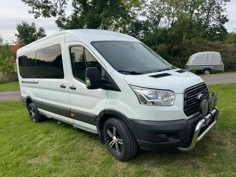 Ford Transit - 1