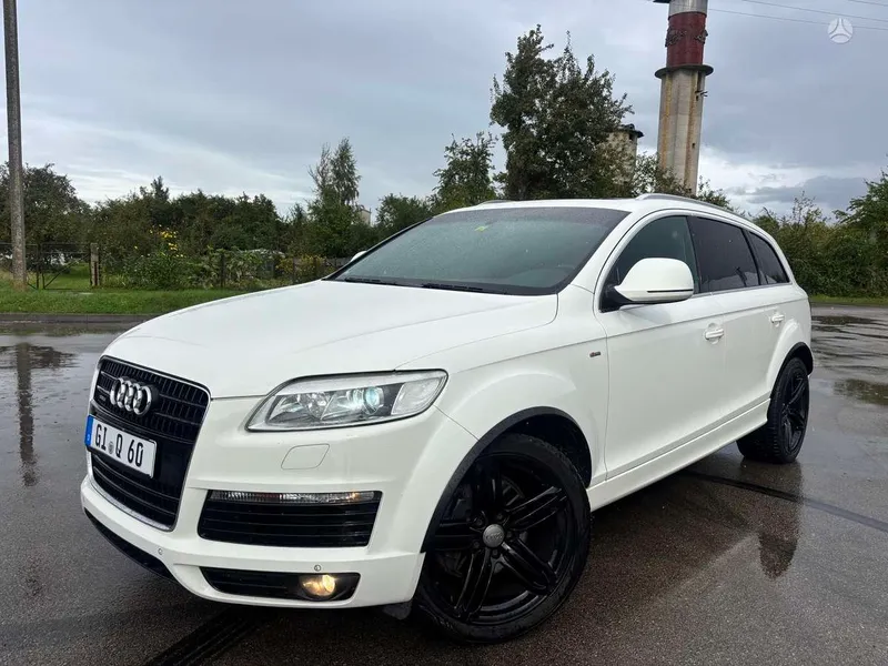 Audi Q7 - 1