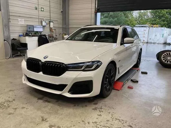 BMW BMW 530