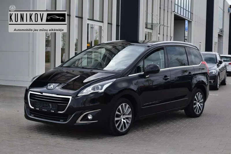 Peugeot 5008 - 1