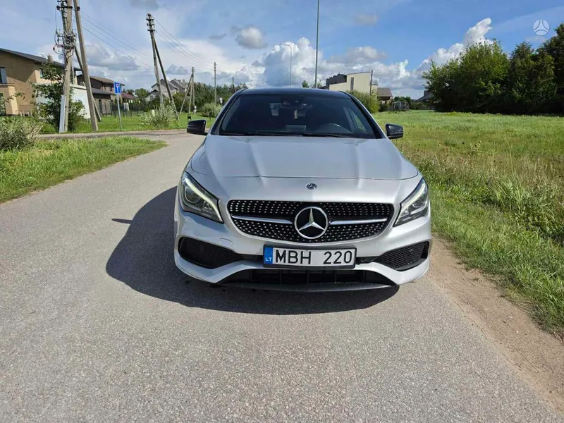 Mercedes-Benz Mercedes-Benz CLA220