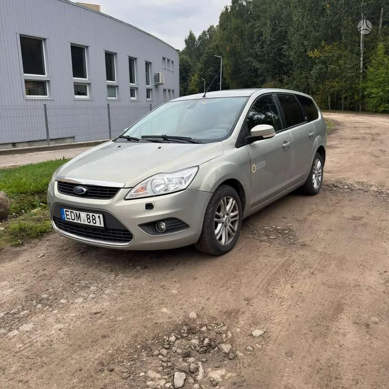 Ford Focus - 1