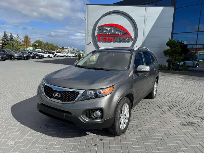 KIA Sorento - 1