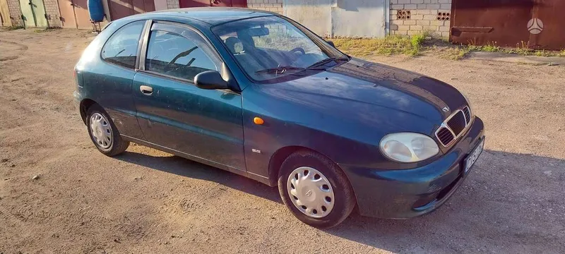 Daewoo Lanos - 1