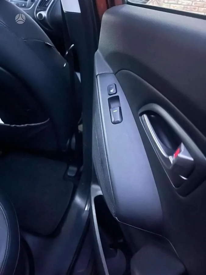 Hyundai ix35 - 1