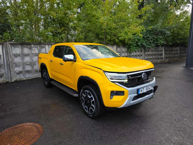 Volkswagen Amarok - 1