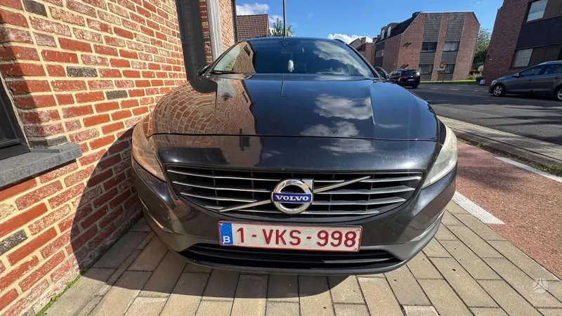 Volvo V60 - 1