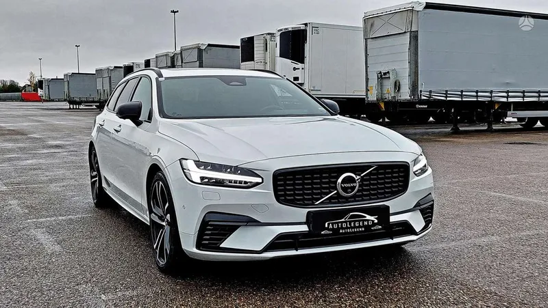 Volvo V90 - 1