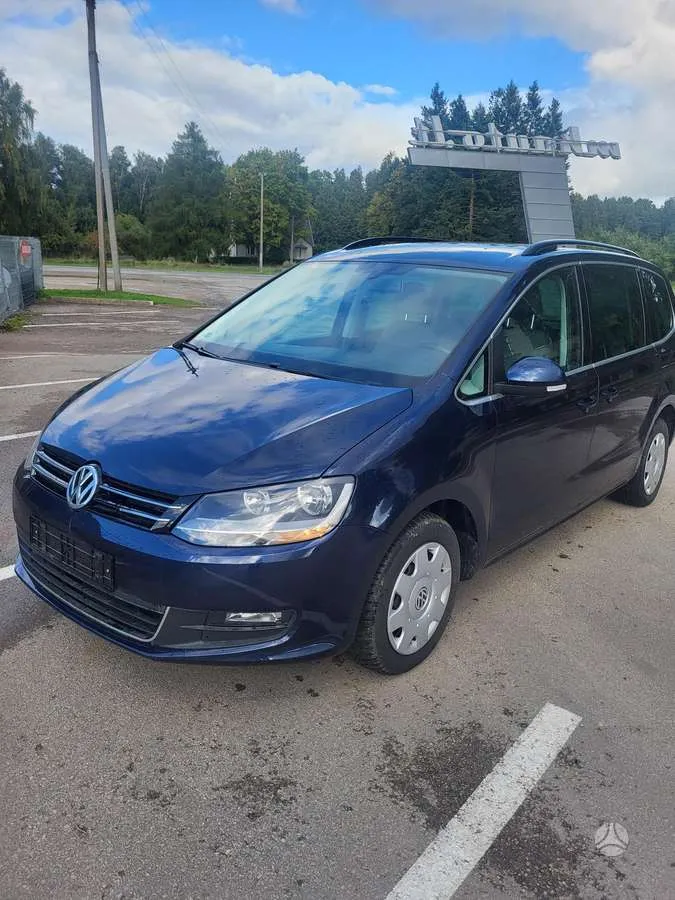 Volkswagen Sharan - 1