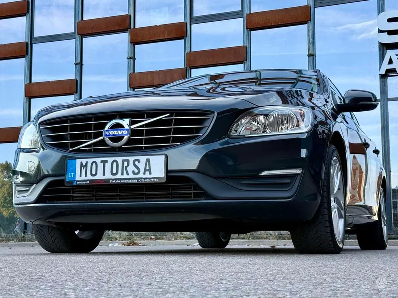 Volvo V60 - 1