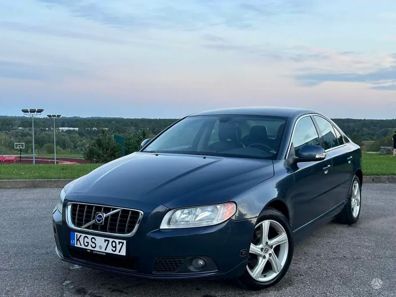 Volvo S80 - 1