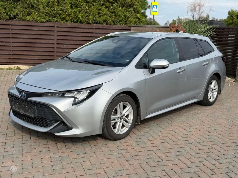 Toyota Corolla - 1