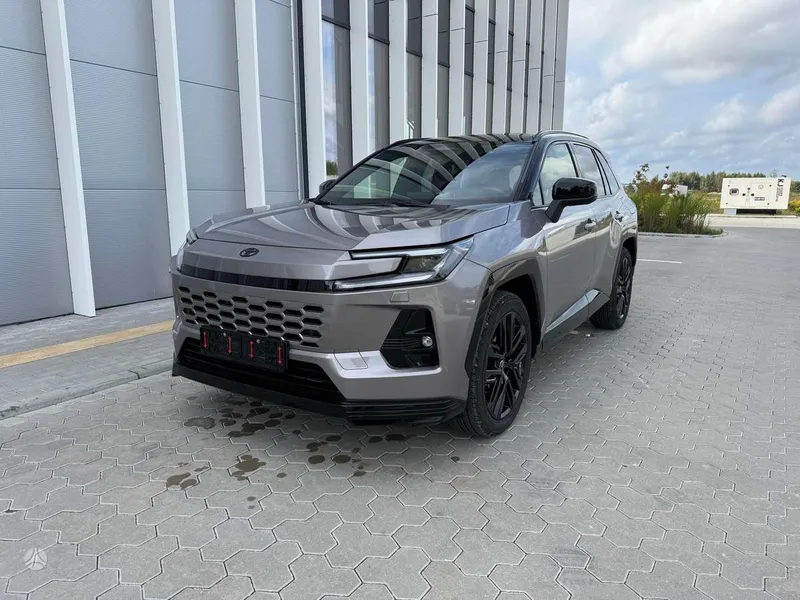 Toyota RAV4 - 1