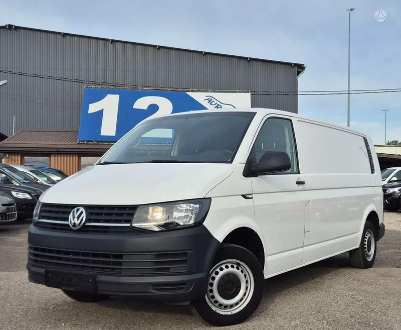 Volkswagen Transporter - 1