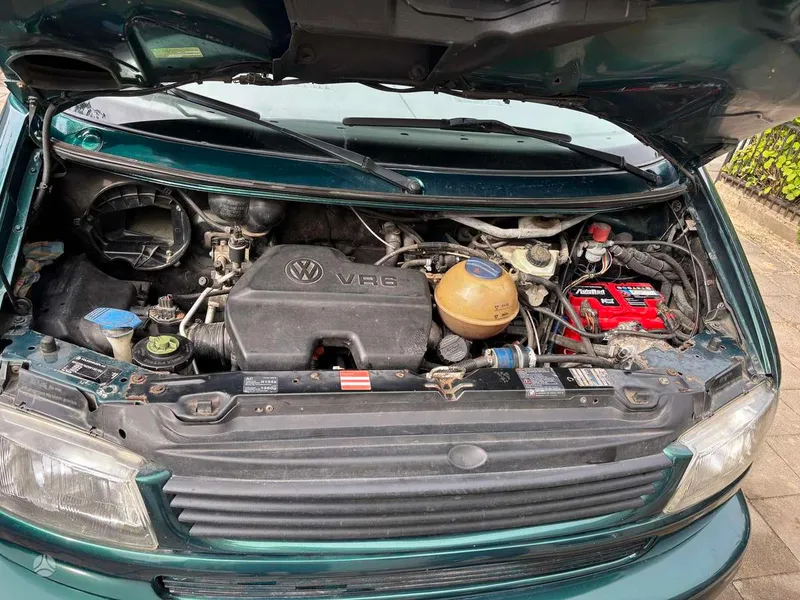 Volkswagen Volkswagen Caravelle