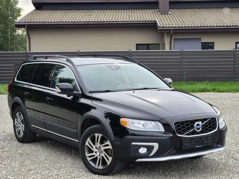 Volvo XC70 - 1