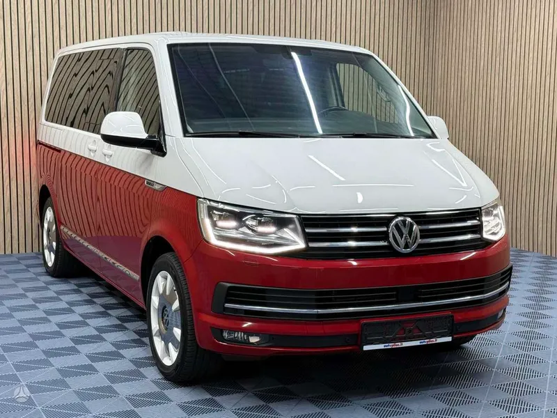 Volkswagen Multivan - 1