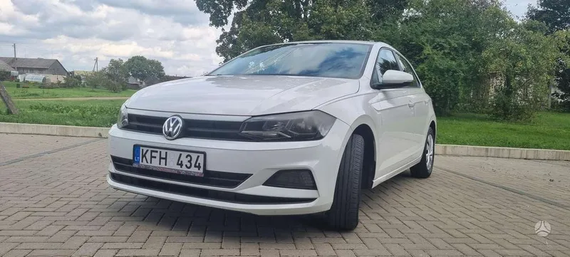 Volkswagen Polo - 1