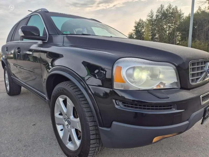 Volvo XC90 - 1