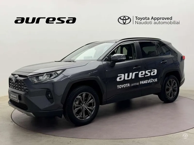 Toyota RAV4 - 1