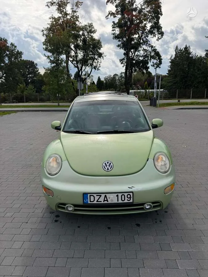 Volkswagen Beetle - 1