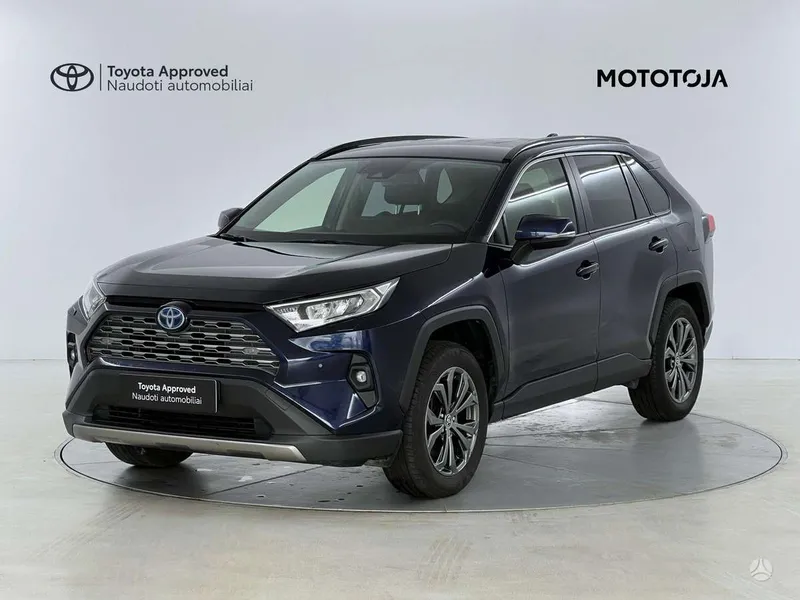 Toyota RAV4 - 1