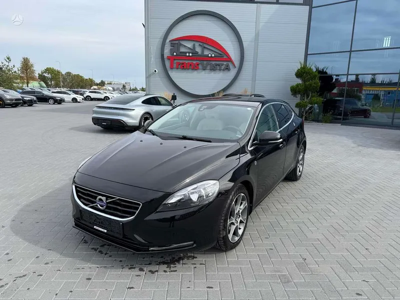 Volvo V40 - 1