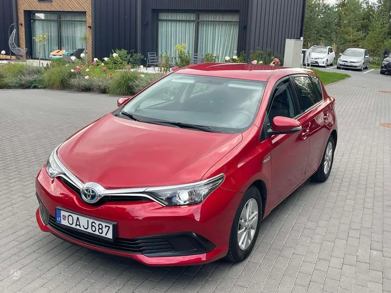 Toyota Auris - 1
