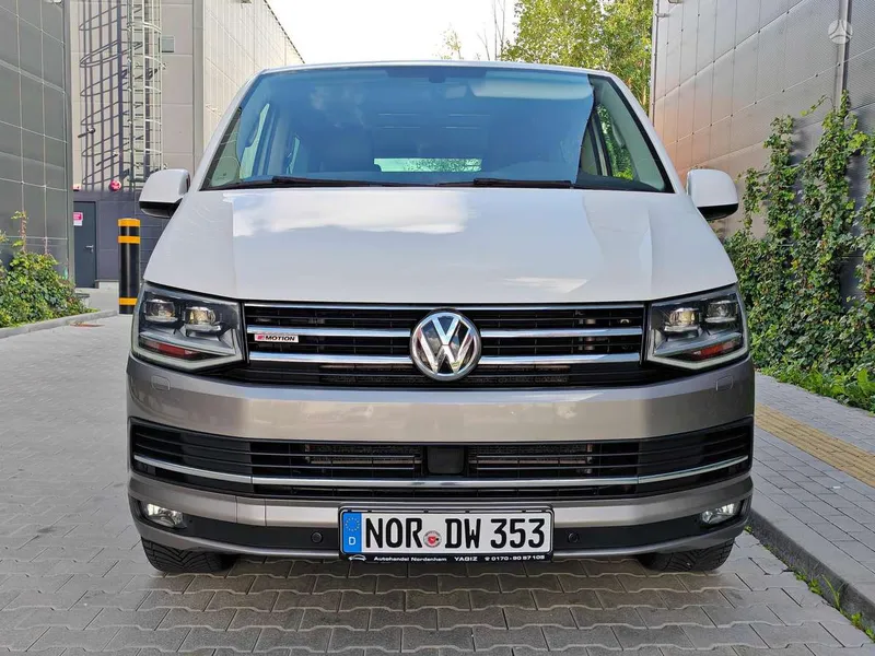 Volkswagen Multivan - 1