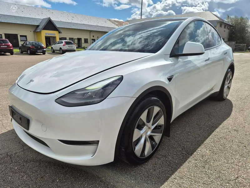 Tesla Tesla Model Y