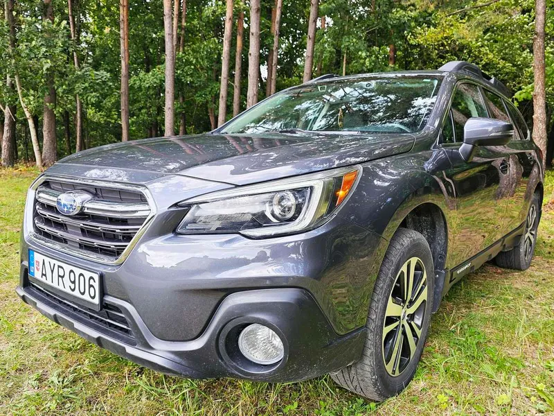 Subaru Outback - 1