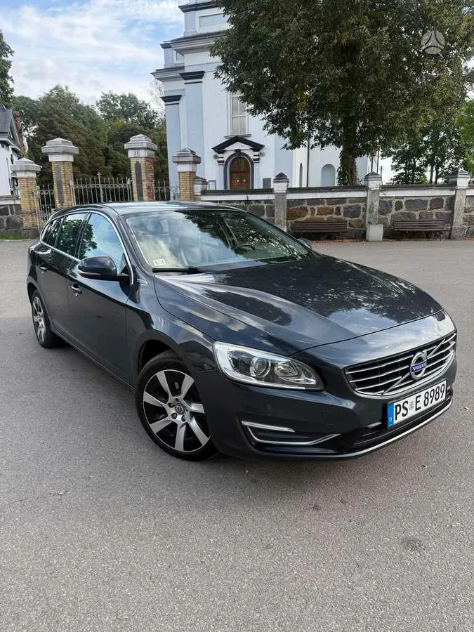 Volvo V60 - 1