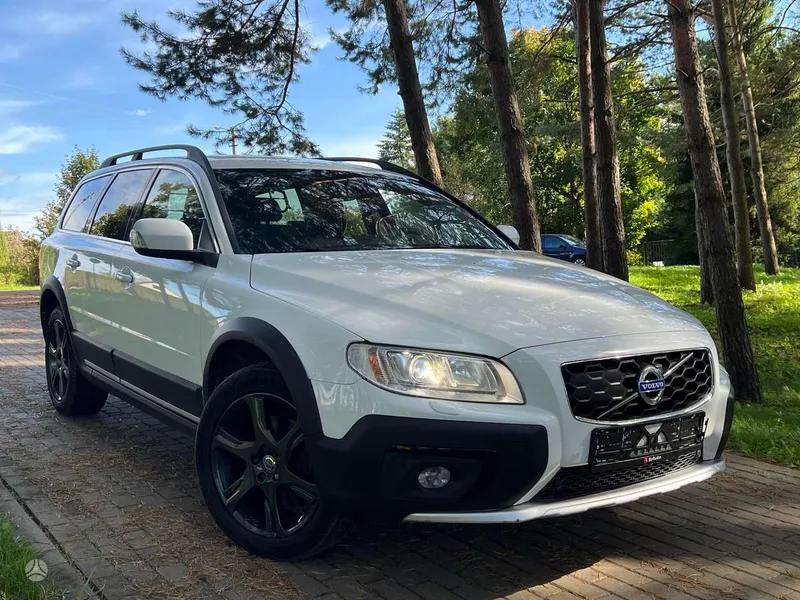 Volvo XC70 - 1