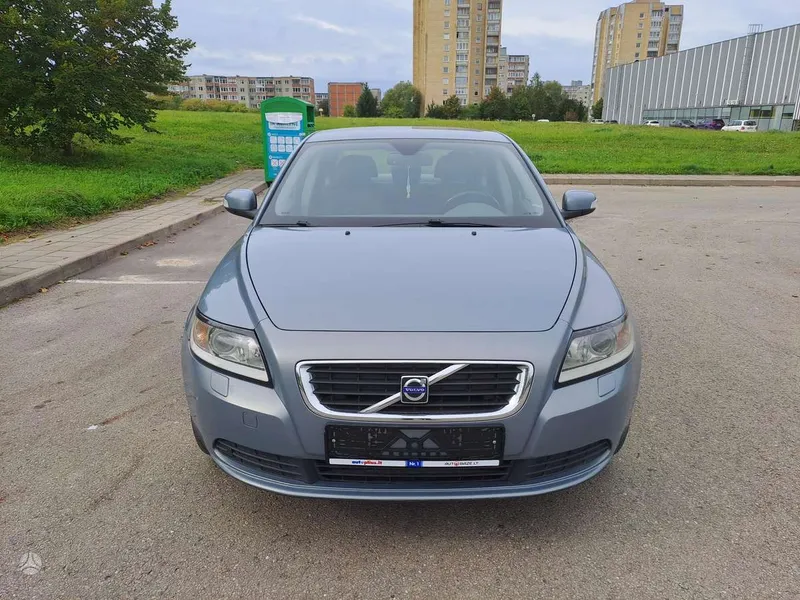 Volvo S40 - 1