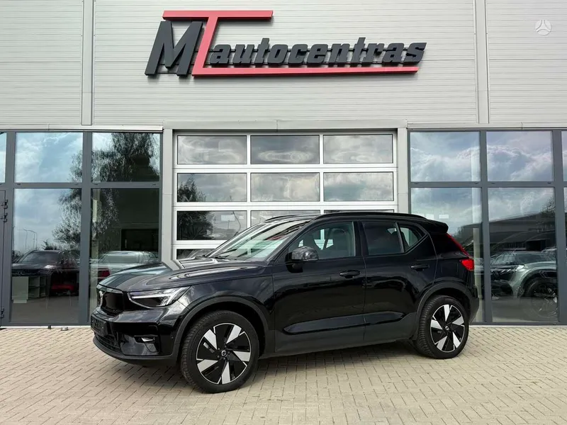 Volvo XC40 - 1
