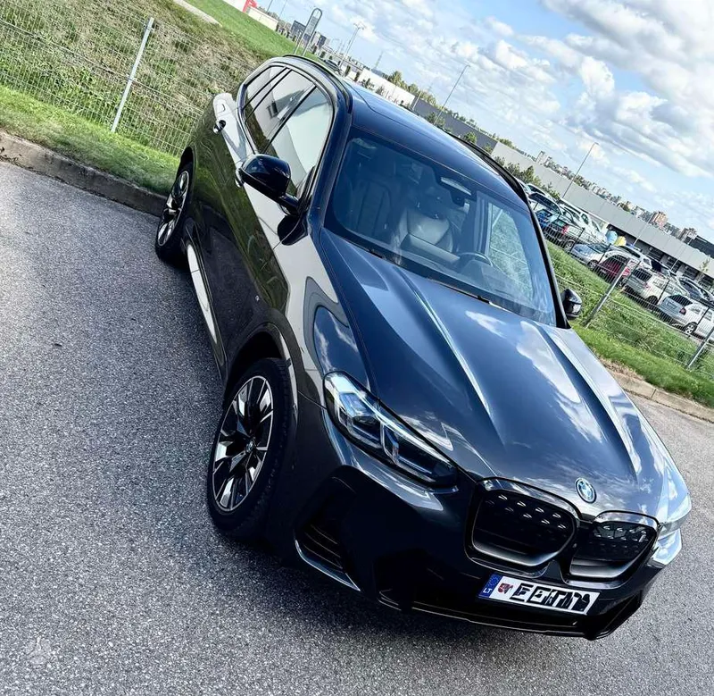 BMW BMW iX3
