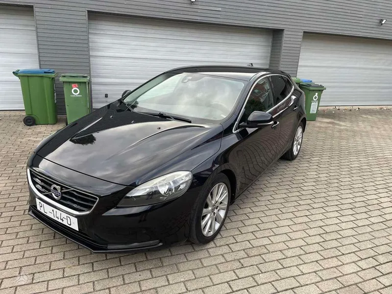 Volvo V40 - 1