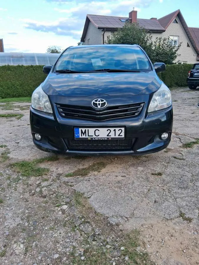 Toyota Toyota Verso