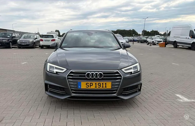 Audi Audi A4