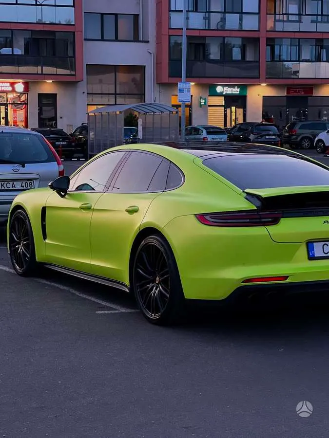 Porsche Porsche Panamera
