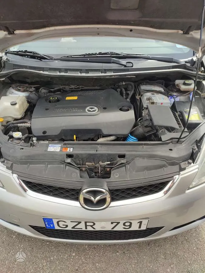 Mazda 5 - 1