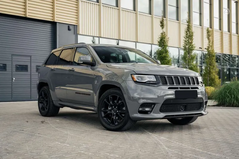 Jeep Grand Cherokee - 1