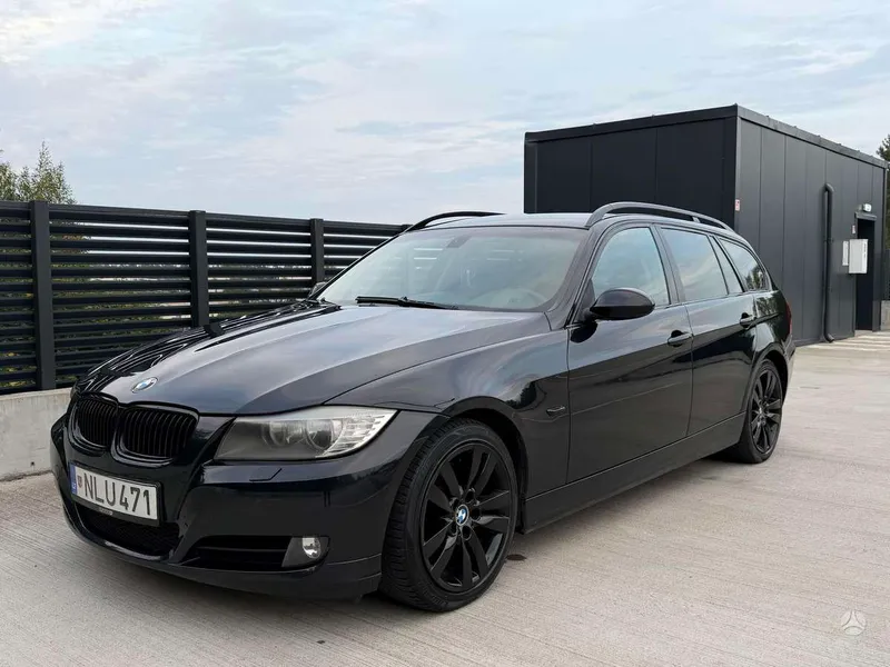 BMW 330 - 1