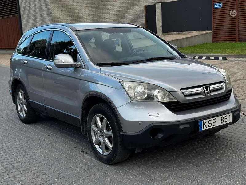 Honda CR-V - 1