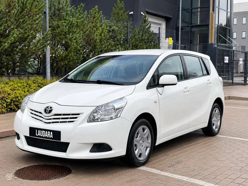 Toyota Toyota Verso