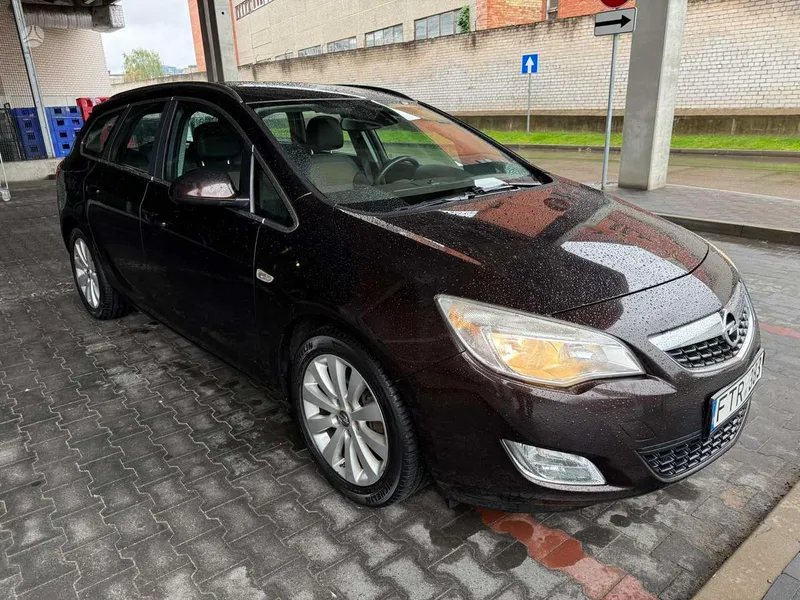 Opel Astra - 1