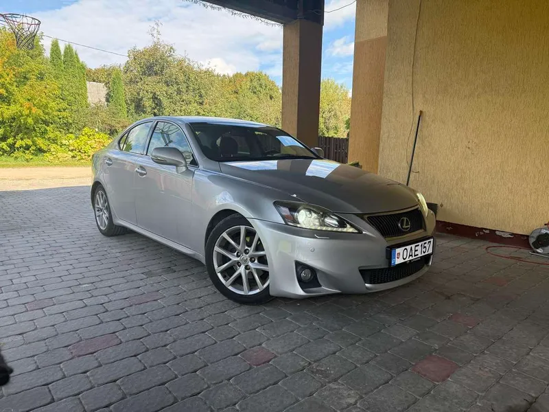 Lexus Lexus IS 200