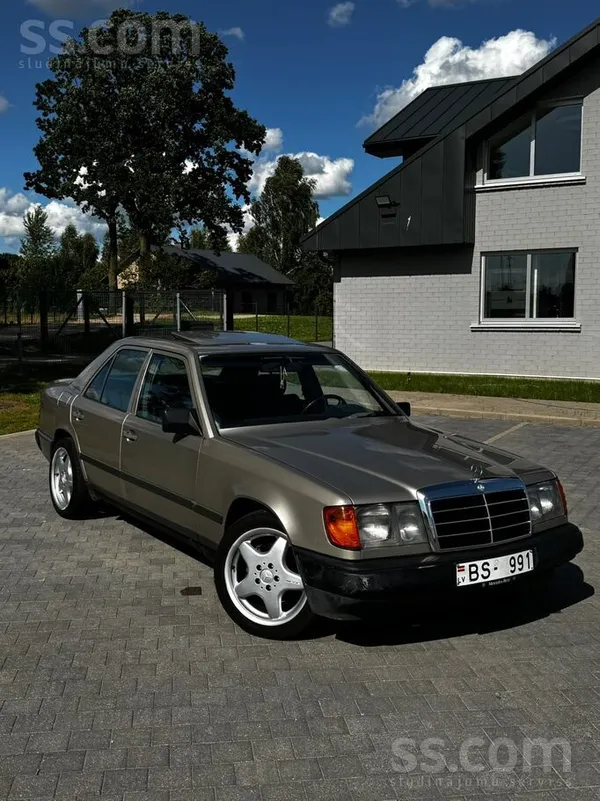 Mercedes E230
