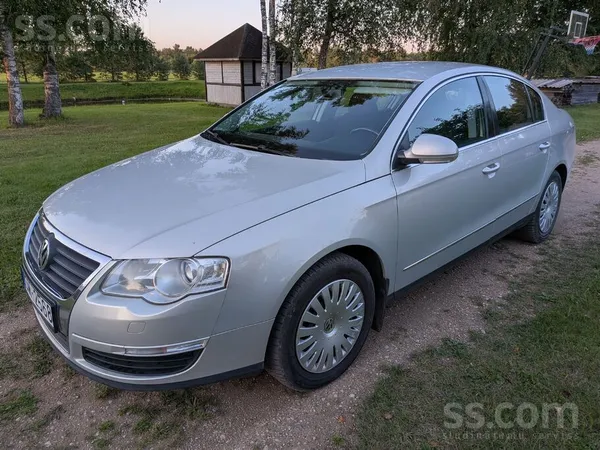Pārdodu VW Passat B6 (2010)
- Divas atslēgas
- Mazs nobraukums
- Eļļas ma
