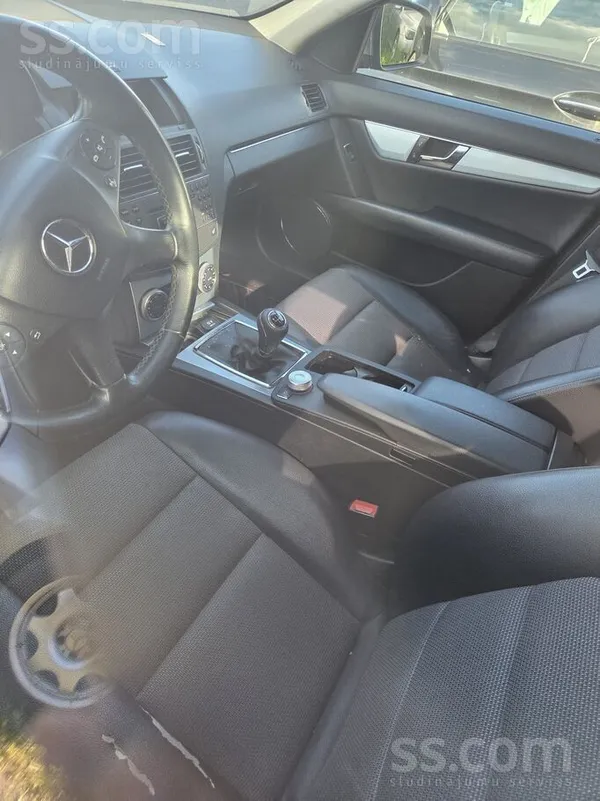 Mercedes C220